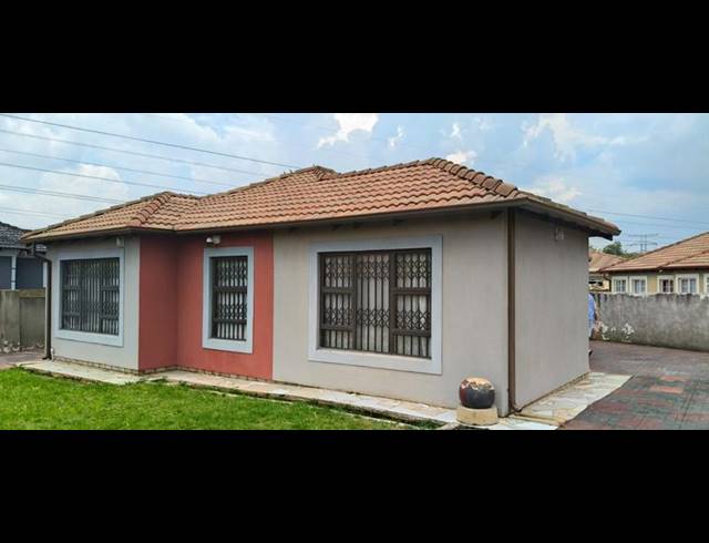 2 BEDROOM HOUSE FOR SALE IN DANVILLE